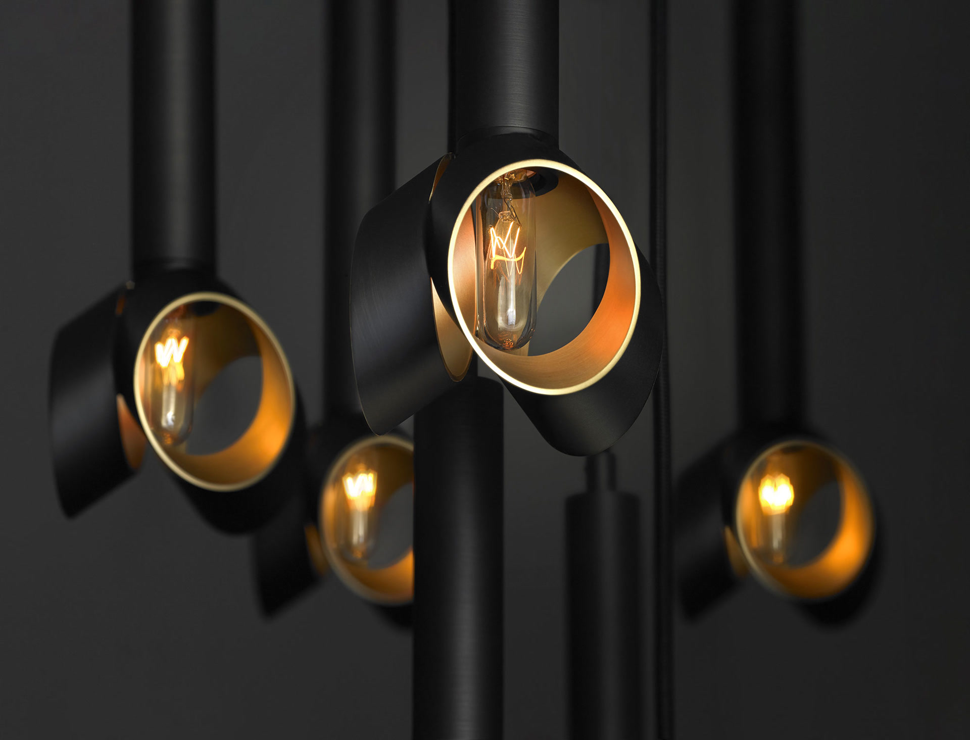 de sousa hughes Jonathan Browning Cantenac Circular Chandelier detail 2