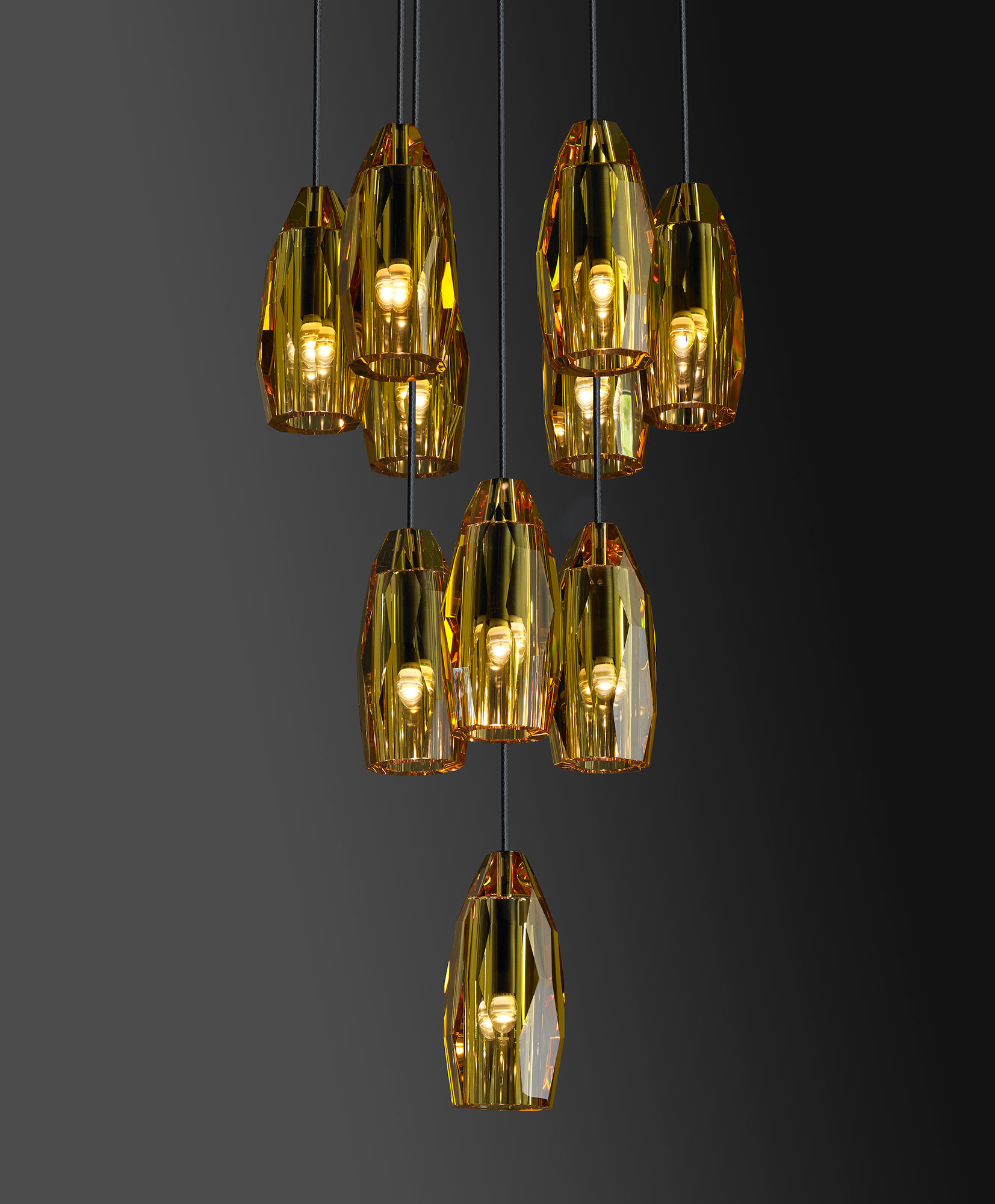 de sousa hughes Jonathan Browning Chatelet Circular Chandelier detail 2