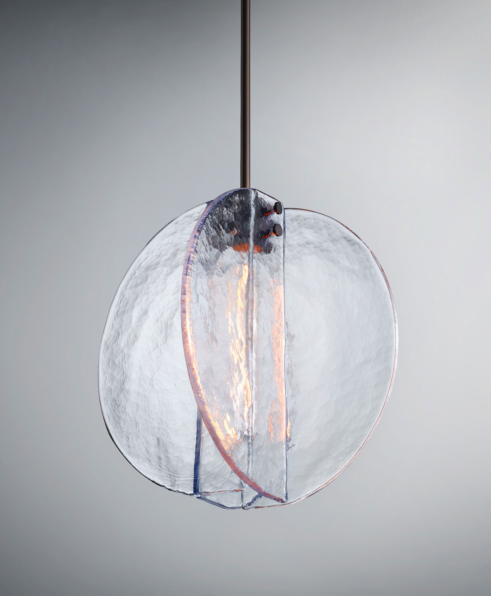 de sousa hughes Jonathan Browning Dubreuil Pendant angle