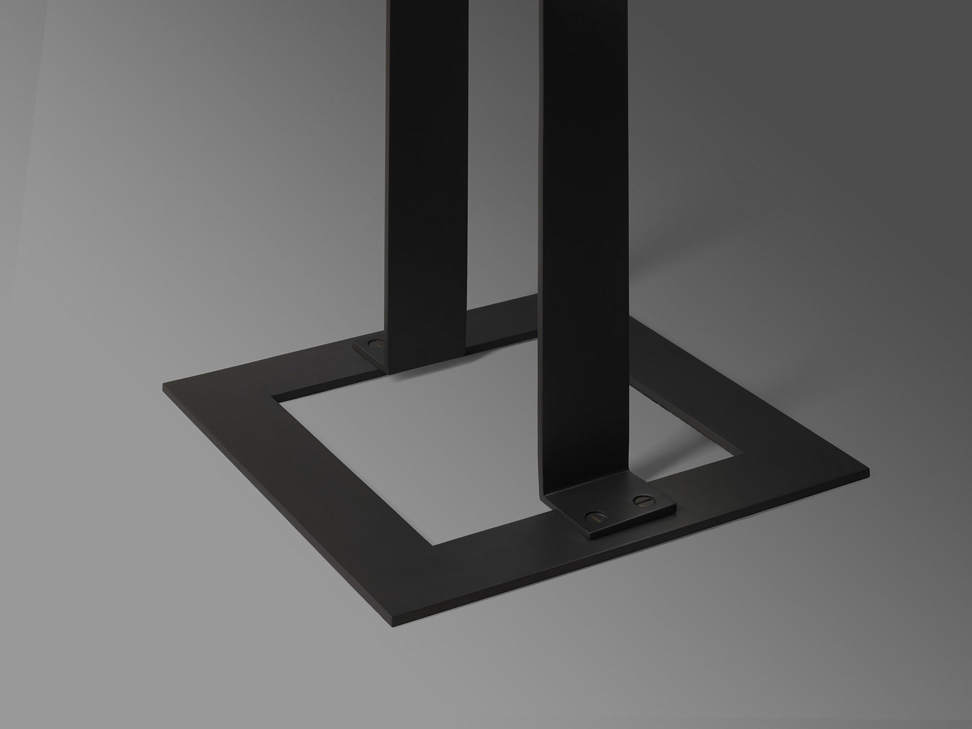 de sousa hughes Jonathan Browning Vidame Floor Lamp base