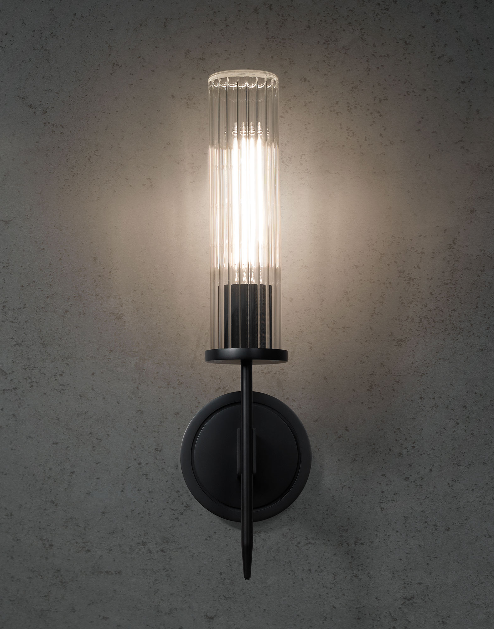 de sousa hughes Jonathan Browning Alouette Outdoor Sconce front