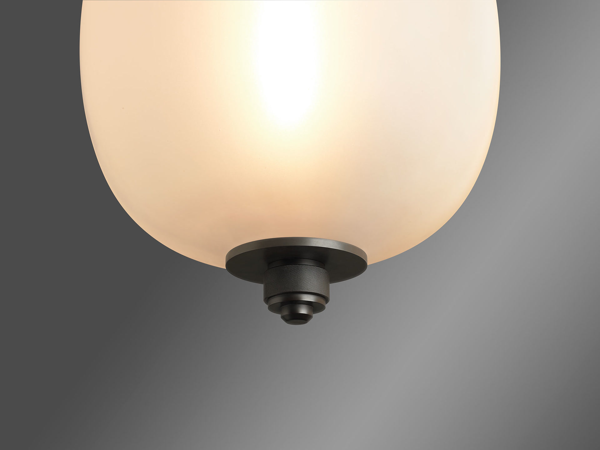 de sousa hughes Jonathan Browning Trumilly Amphora Pendant detail