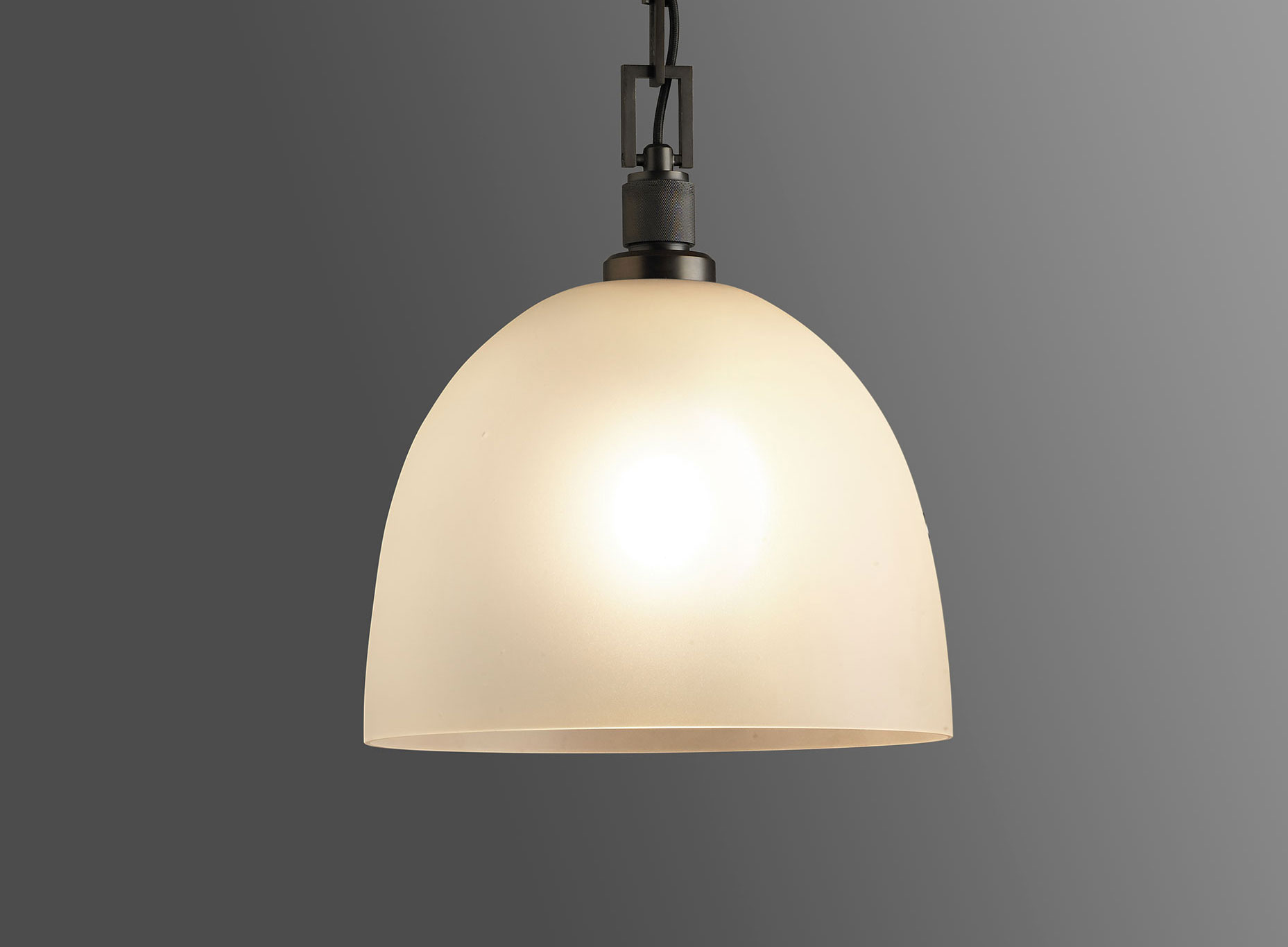 de sousa hughes Jonathan Browning Trumilly Cloche Pendant light detail