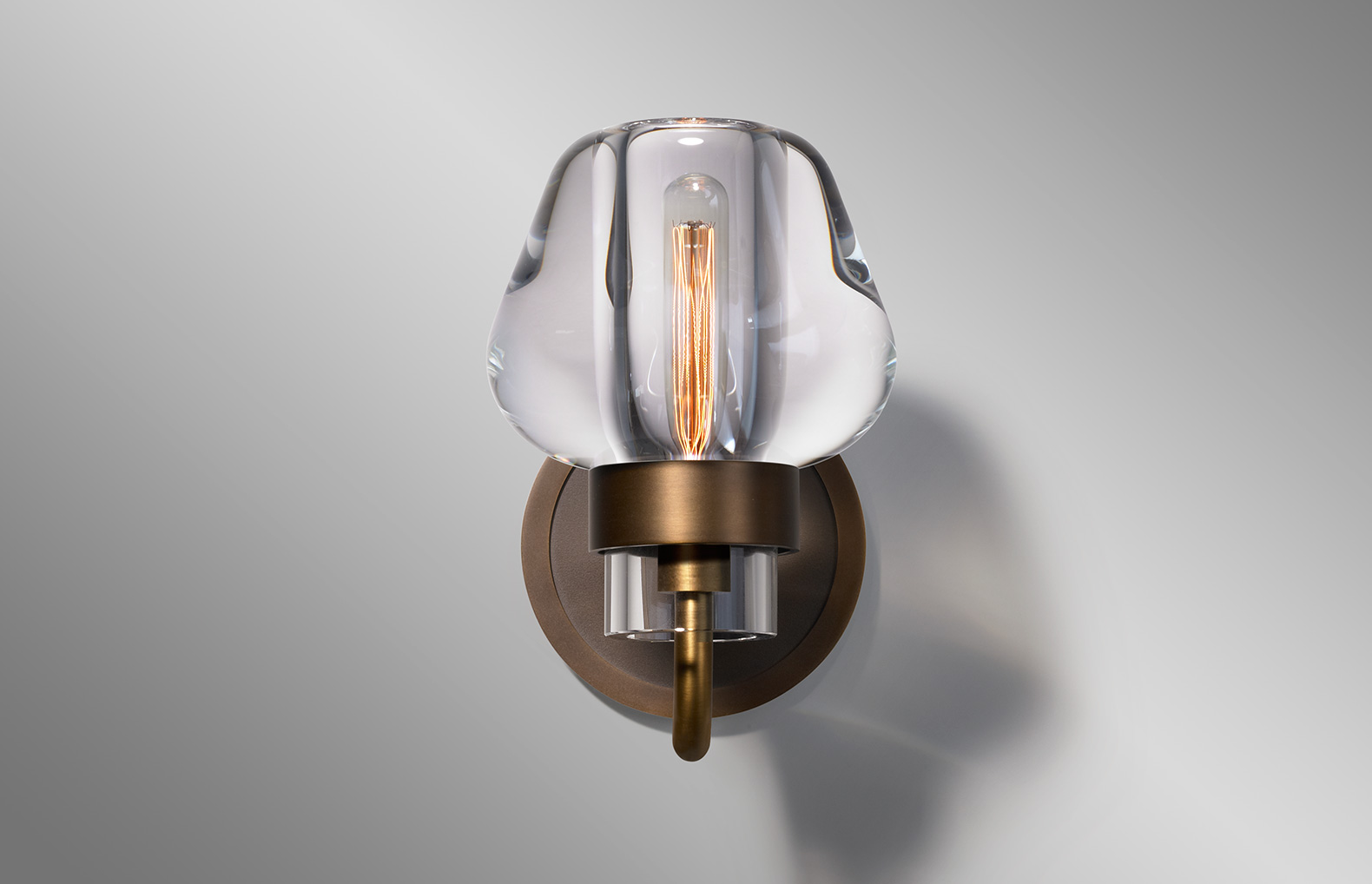 de sousa hughes Jonathan Browning Montalembert Sconce front