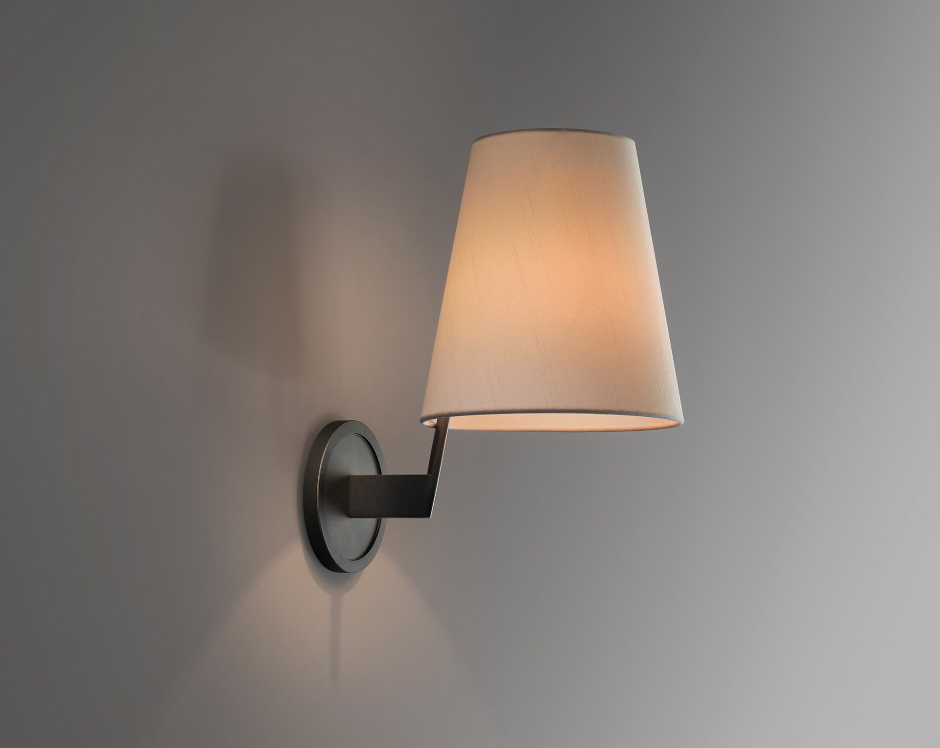 de sousa hughes Jonathan Browning Corniche Sconce