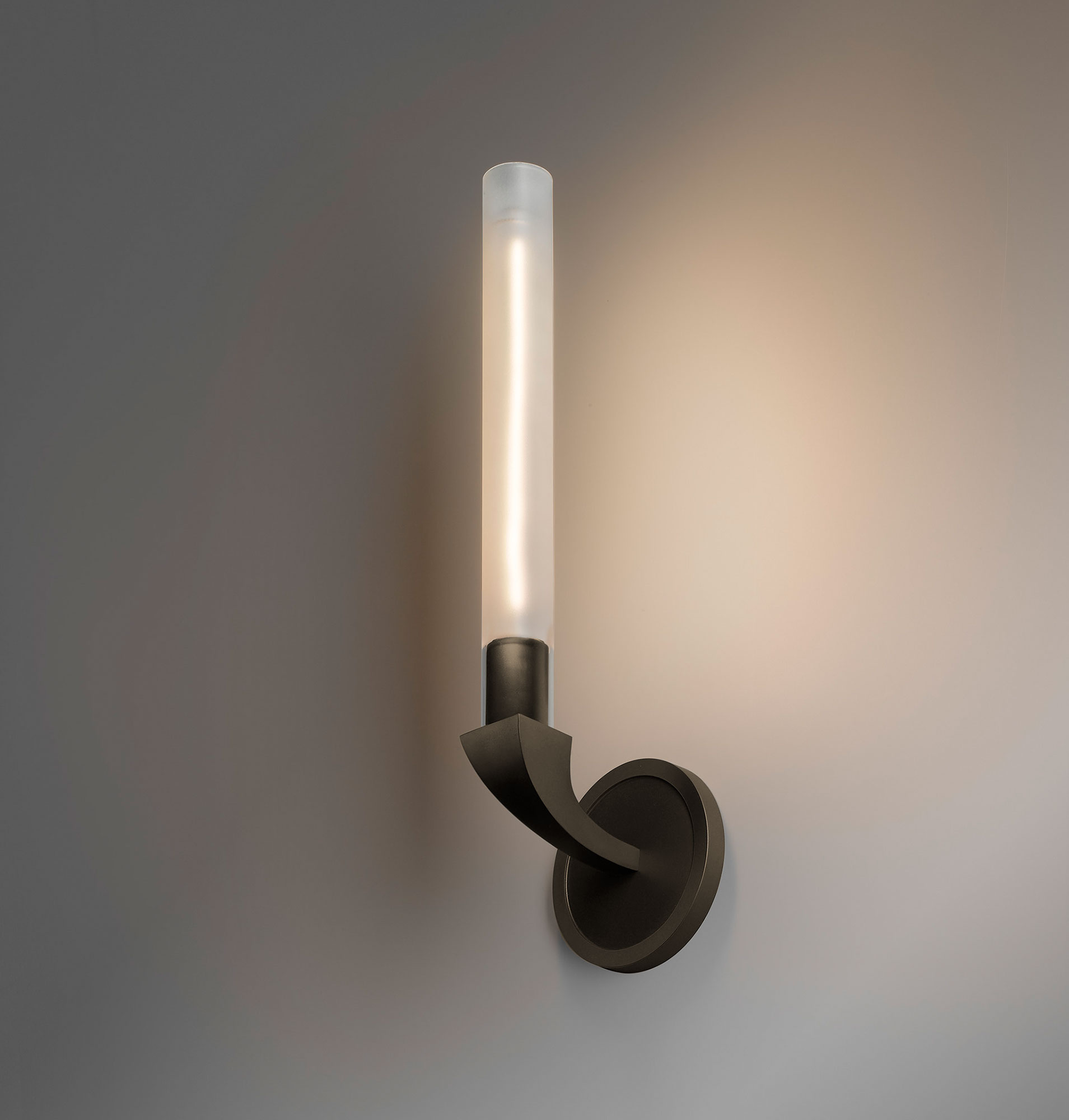 de sousa hughes Jonathan Browning Marais Sconce angle