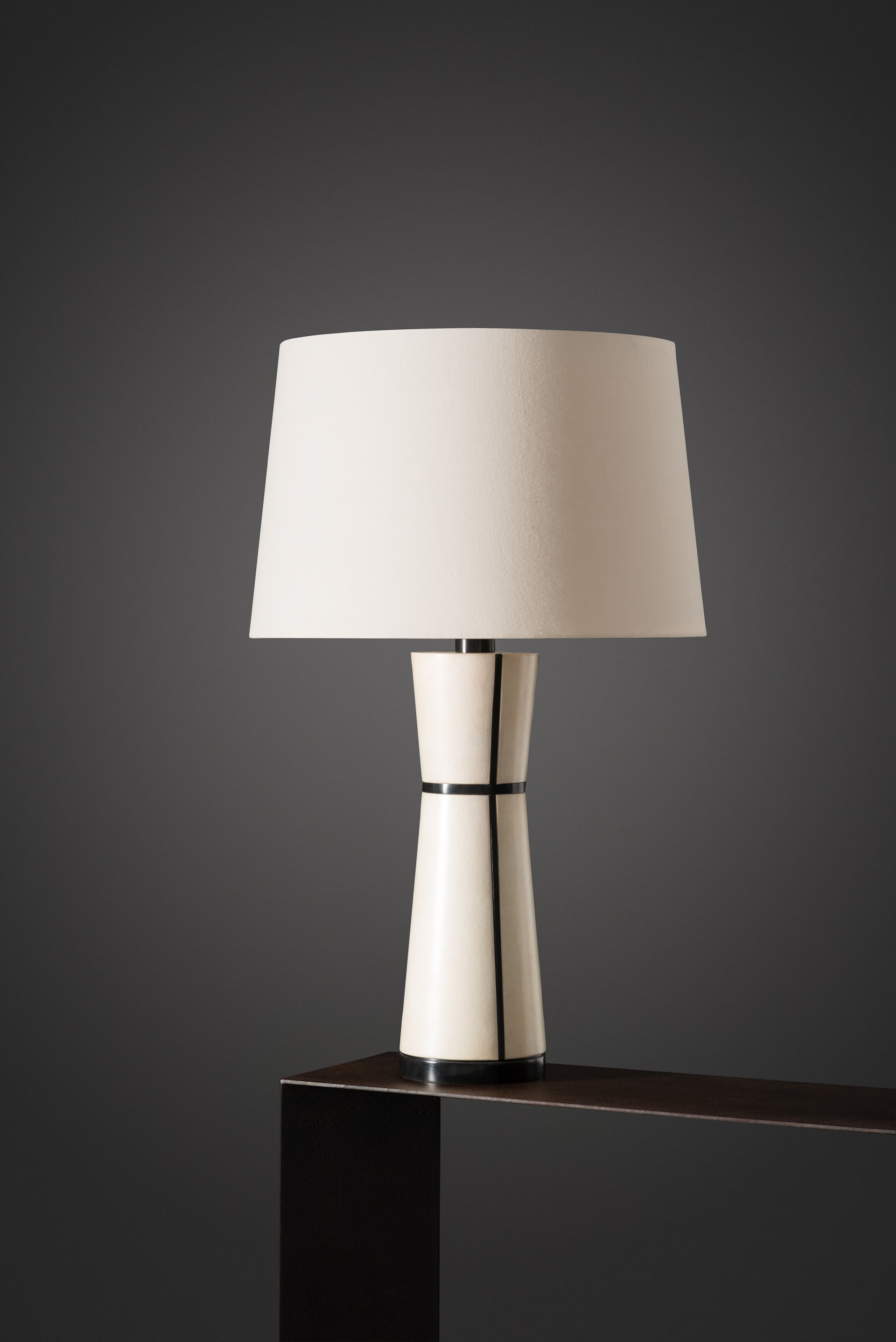 de sousa hughes alexander lamont Maluku Table Lamp