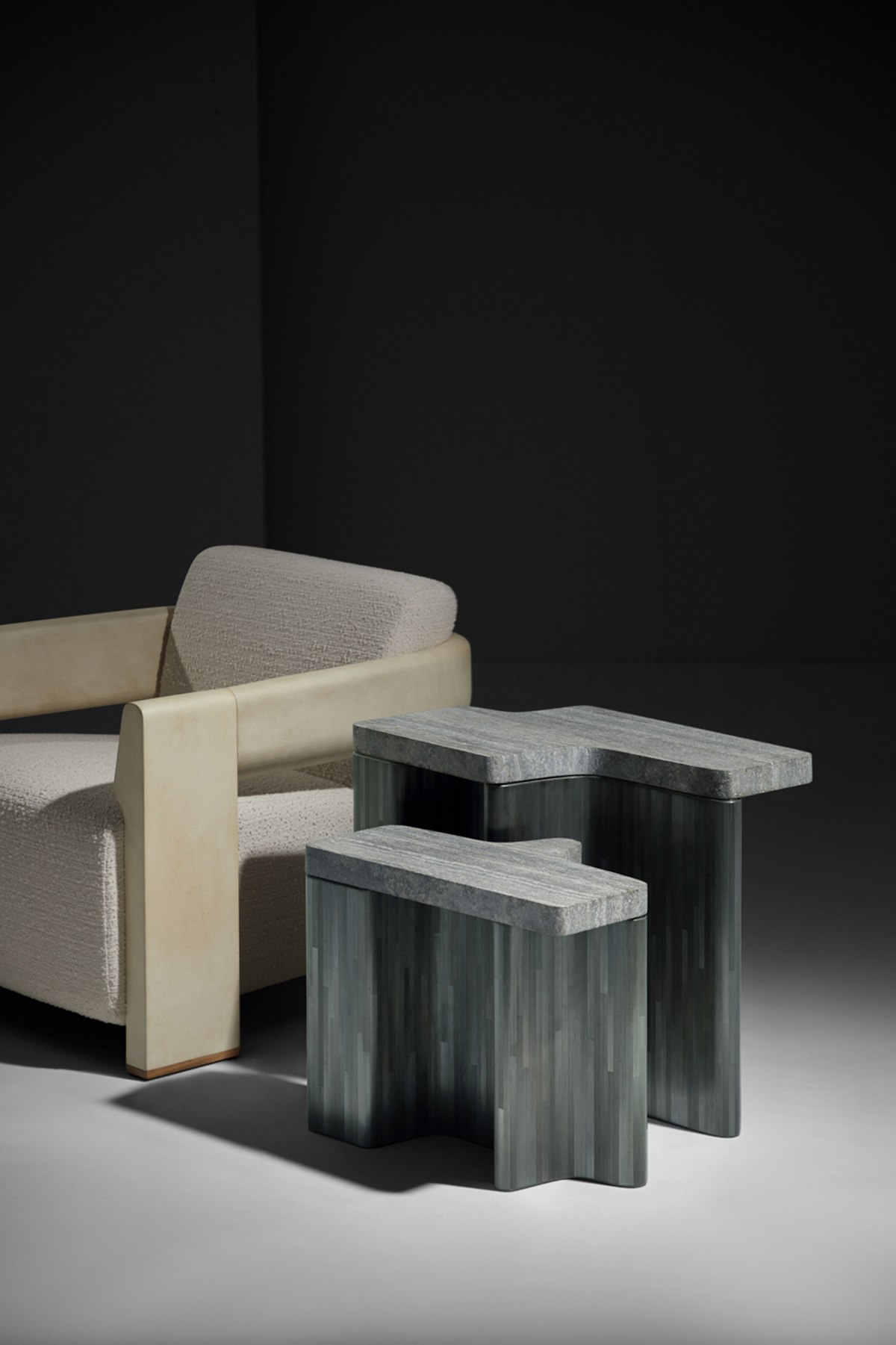 de sousa hughes alexander lamont ondas side table dark 2