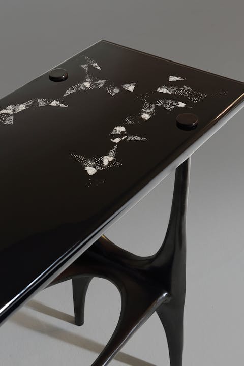 de sousa hughes alexander lamont orpheus console table top detail