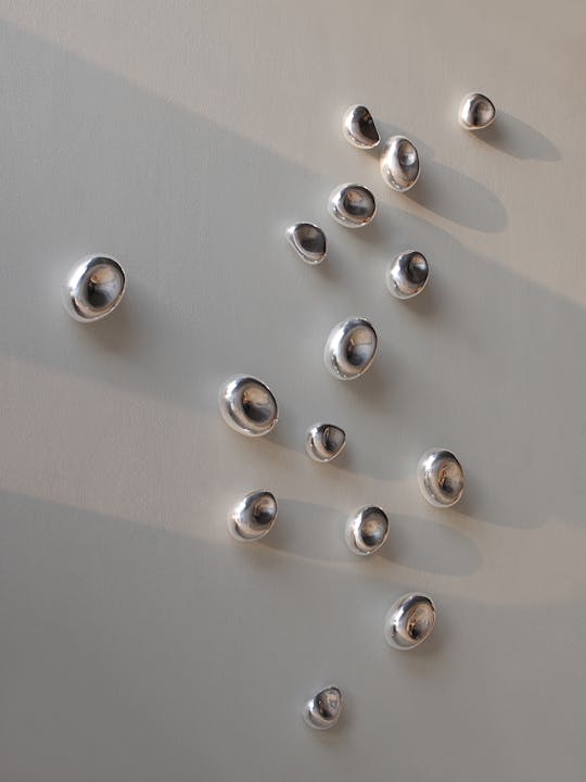 de sousa hughes alexander lamont bubbles 2