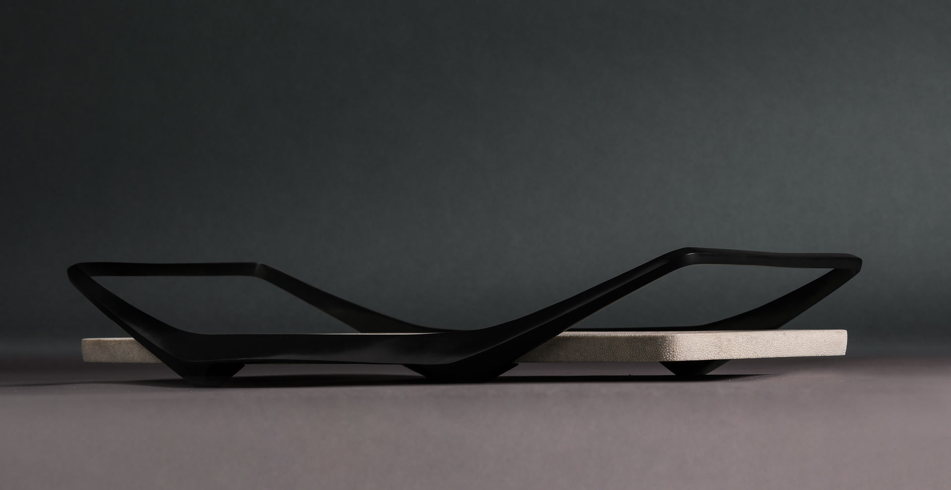 de sousa hughes alexander lamont Condor Tray side