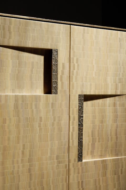 de sousa hughes alexander lamont Casque Bar Cabinet Burnished Metals Havana detail