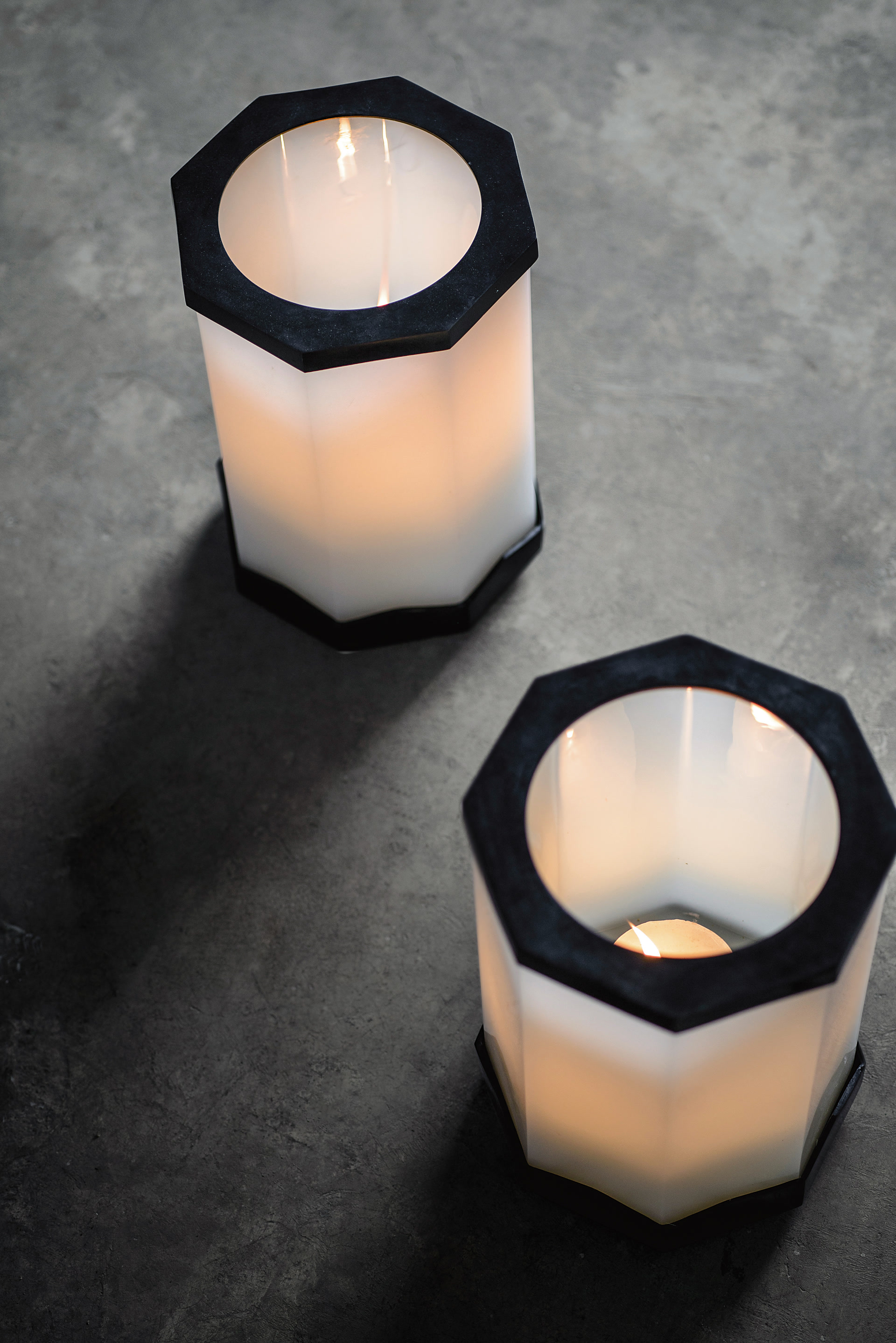 de sousa hughes alexander lamont Cicada Lanterns top view