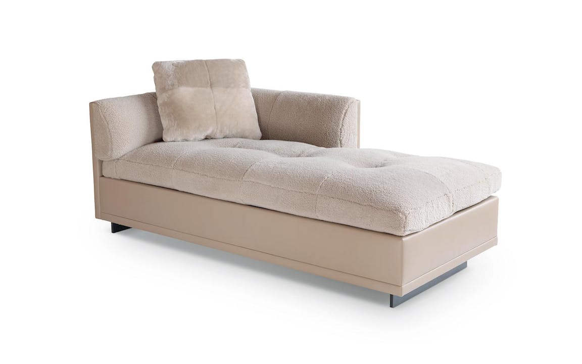 de sousa hughes troscan oslo settee front angle