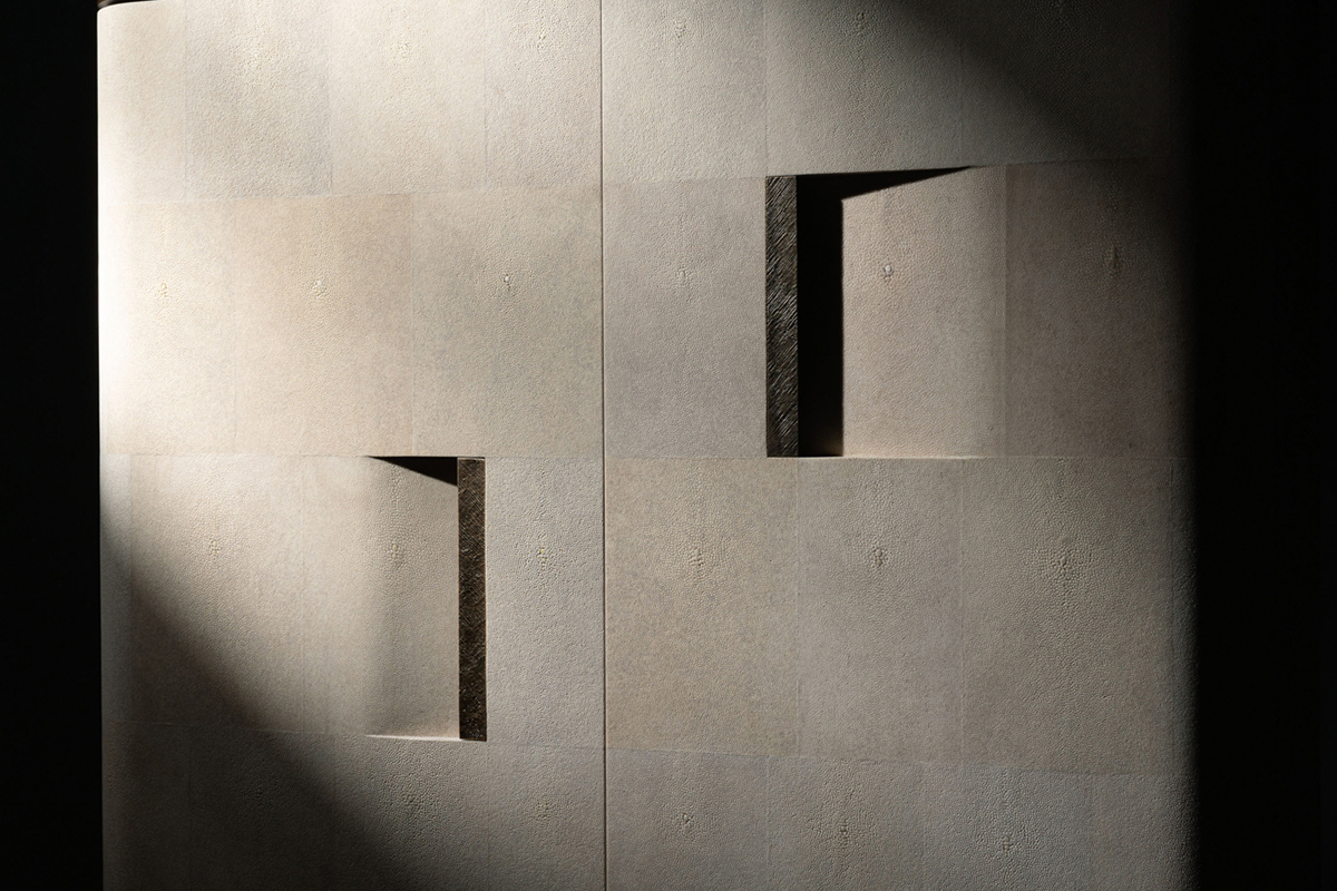 de sousa hughes alexander lamont barbican cabinet detail