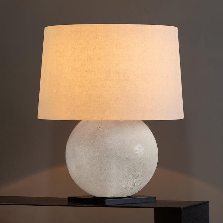 de sousa hughes alexander lamont globe table lamp