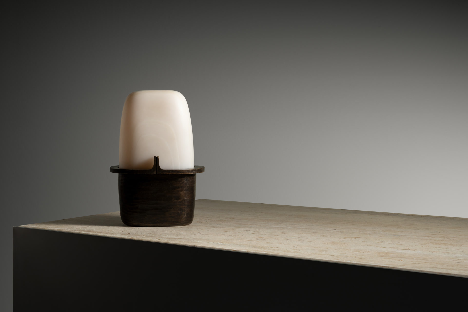 de sousa hughes alexander lamont Galea Lantern Alabaster 04 3