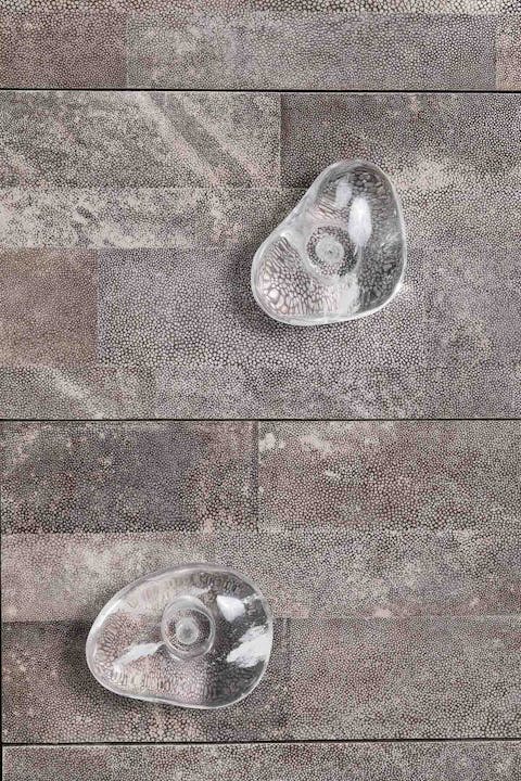 de sousa hughes alexander lamont copan natural chocolate shagreen detail