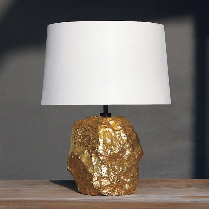 de sousa hughes alexander lamont cornice table lamp gold