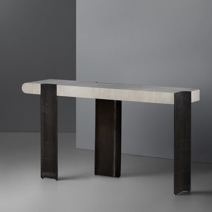 de sousa hughes alexander lamont corteza console table natural speckle