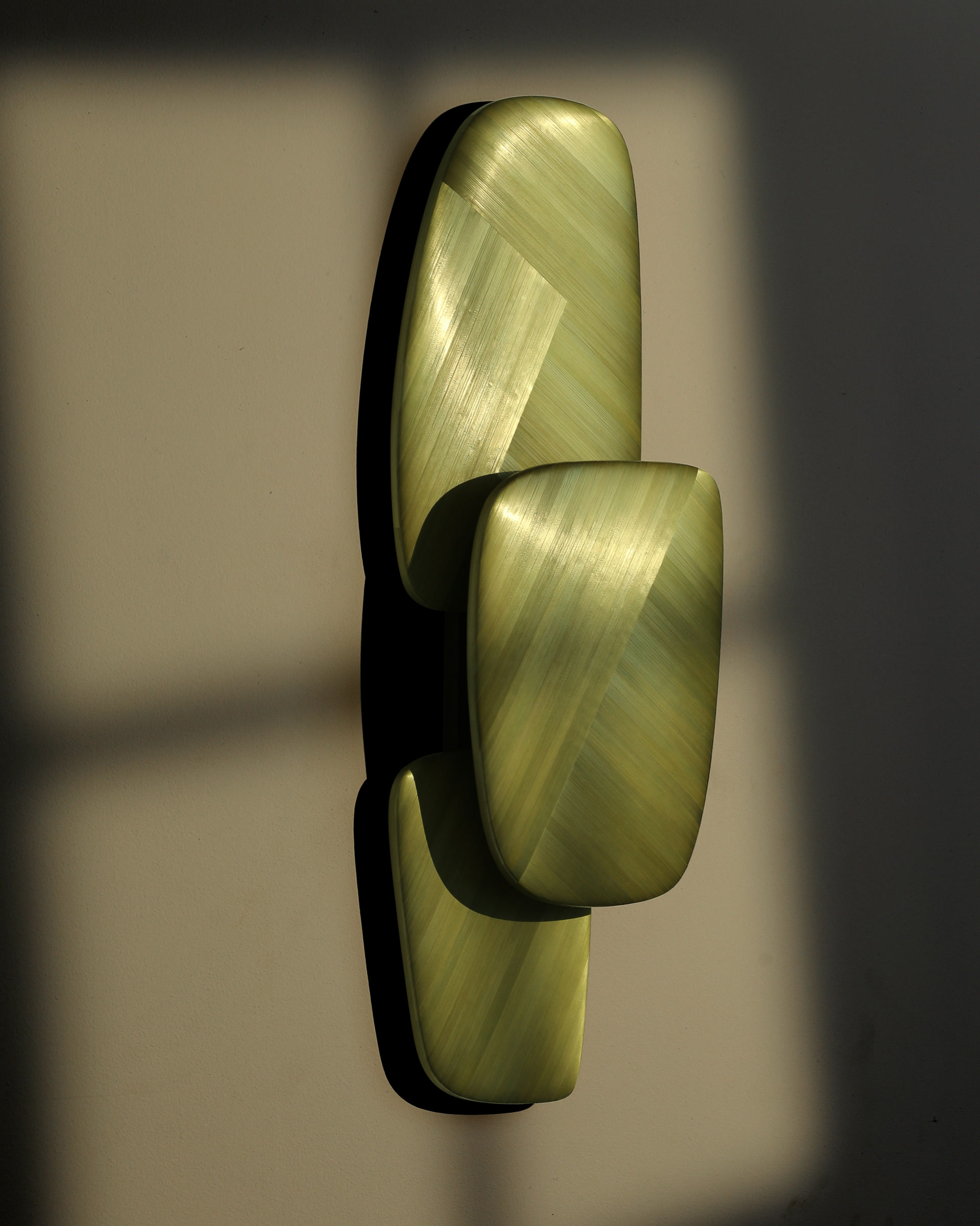 de sousa hughes alexander lamont Equinox Sconce Right Jade Green 02 6