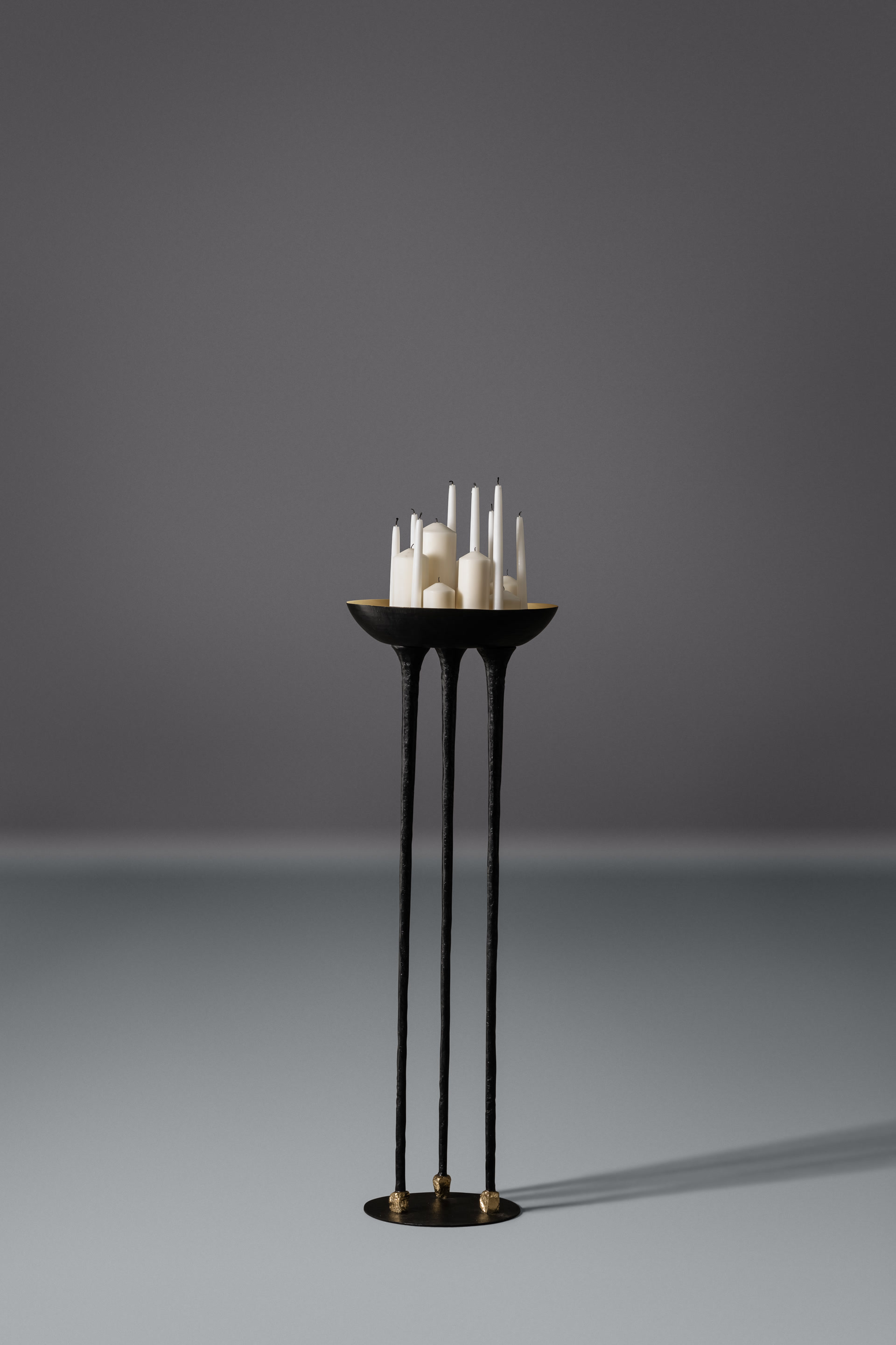 GGNHVfTOWOh de sousa hughes alexander lamont Goya Torchere 04