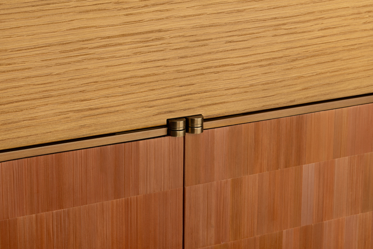 de sousa hughes alexander lamont estribor drinks cabinet 4 door golden brown detail