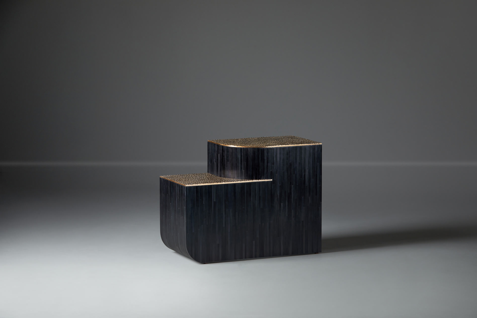 de sousa hughes alexander lamont estribor side table ebony