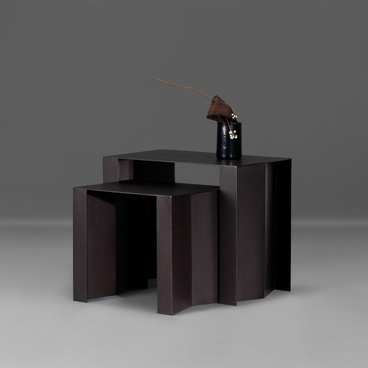 de sousa hughes alexander lamont etched twin side tables