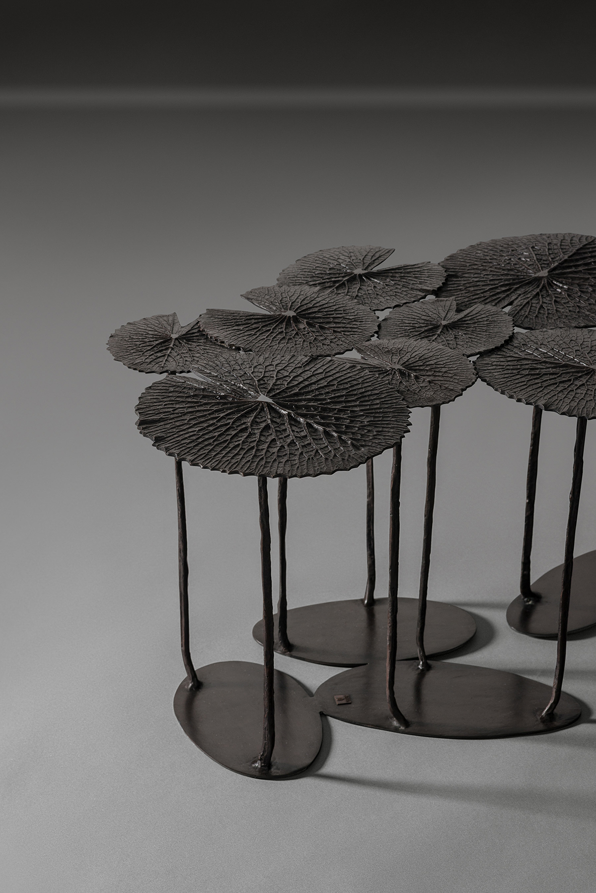 de sousa hughes alexander lamont fillo long table bronze detail