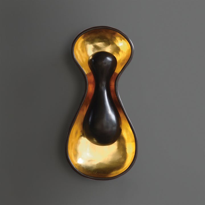 de sousa hughes alexander lamont Hourglass Sconce 01