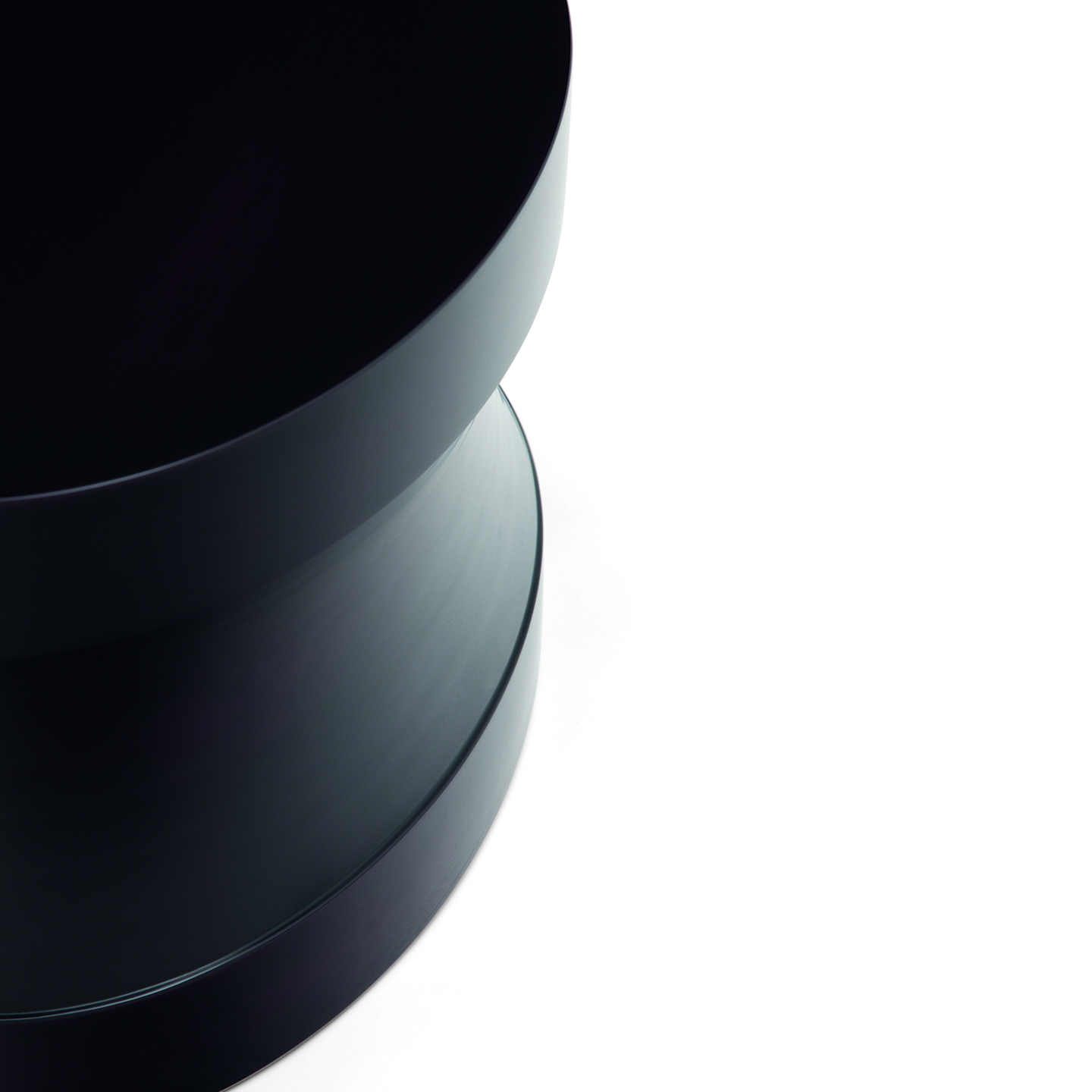 de sousa hughes liaigre FLIBUSTE side table detail 2