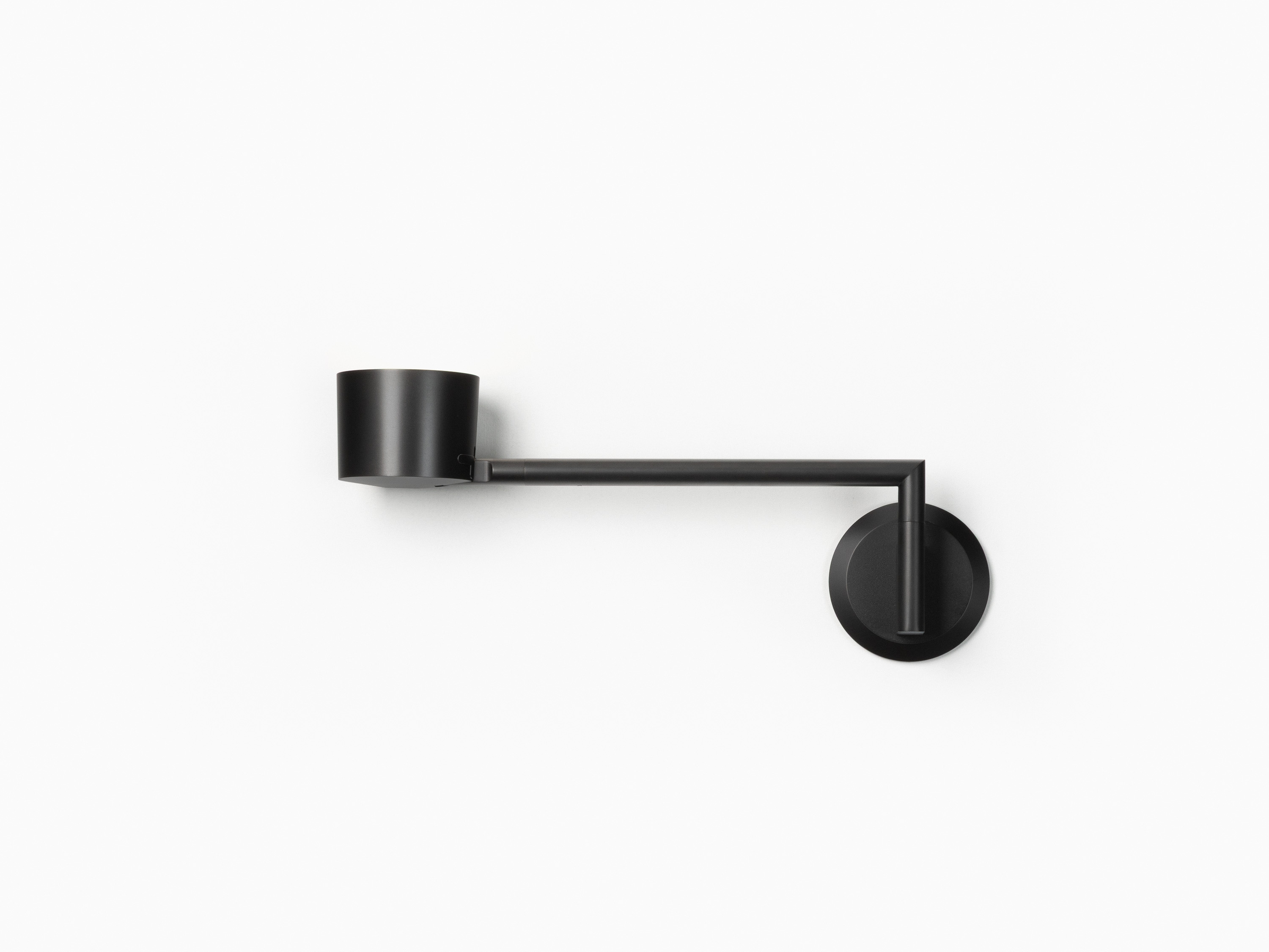 de sousa hughes mark albrecht Bodie Swing Arm Metal up