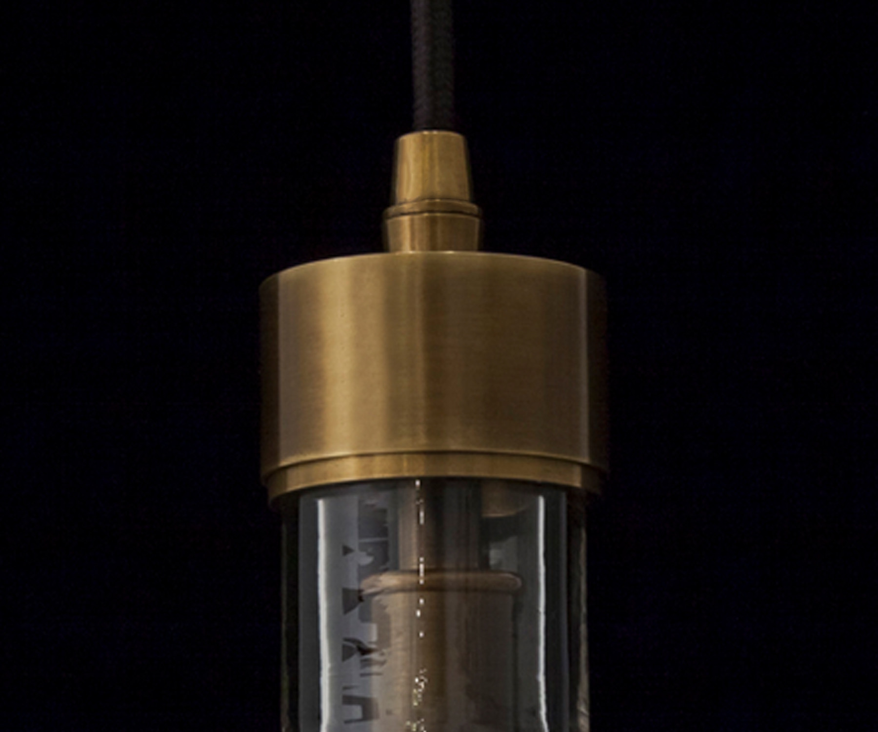 de sousa hughes alison berger amphora pendant detail