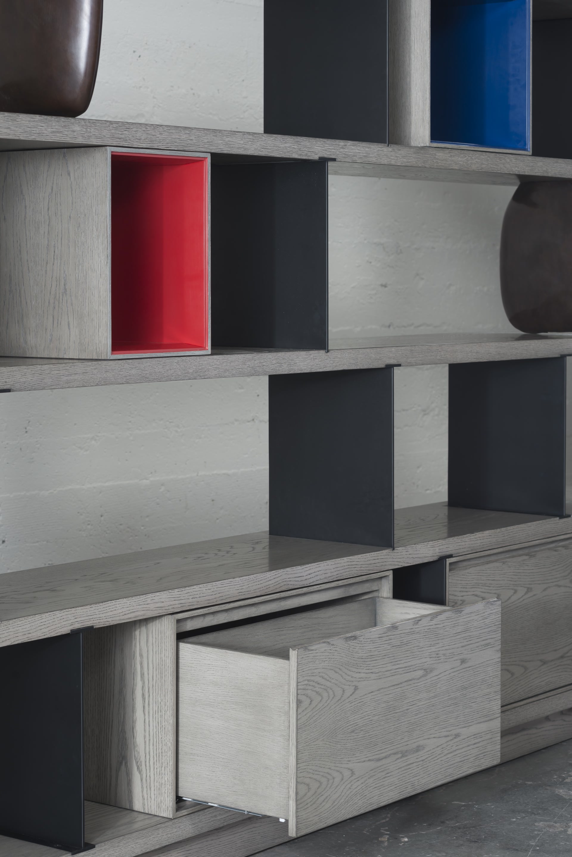 de sousa hughes jiun ho Ica Bookcase detail