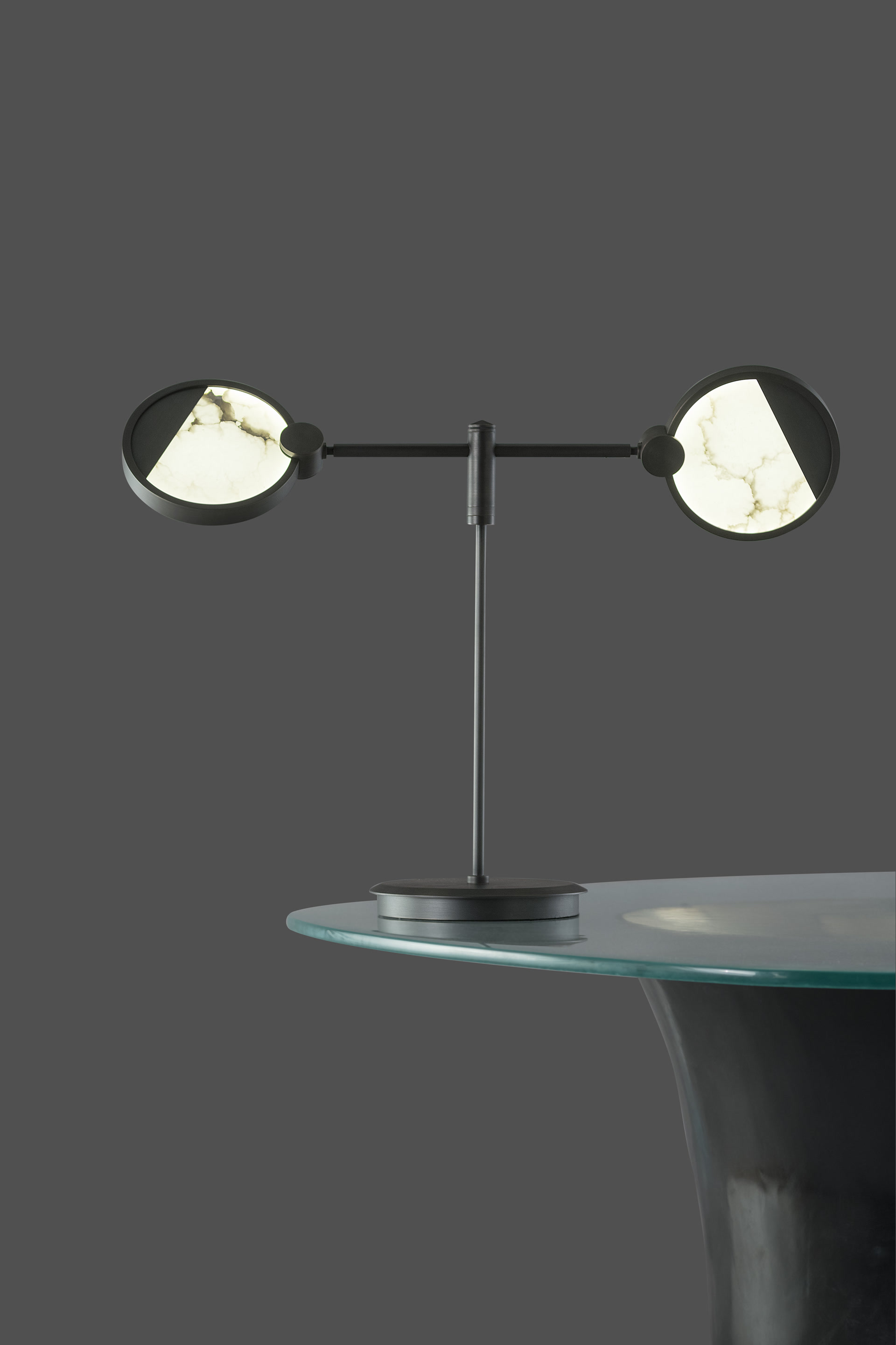 de sousa hughes jiun ho Bergen table lamp lit