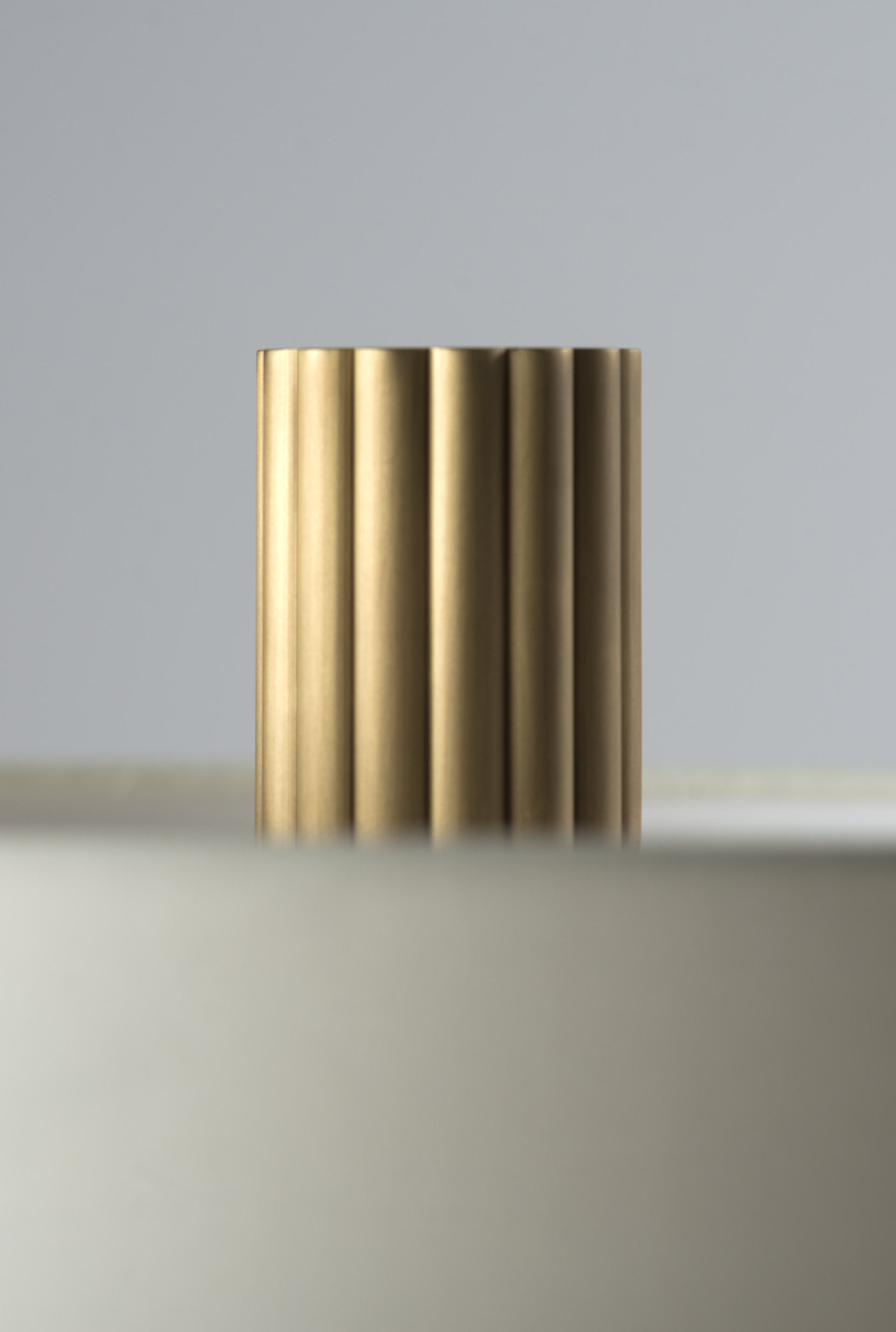 de sousa hughes jiun ho Ionic Floor lamp detail
