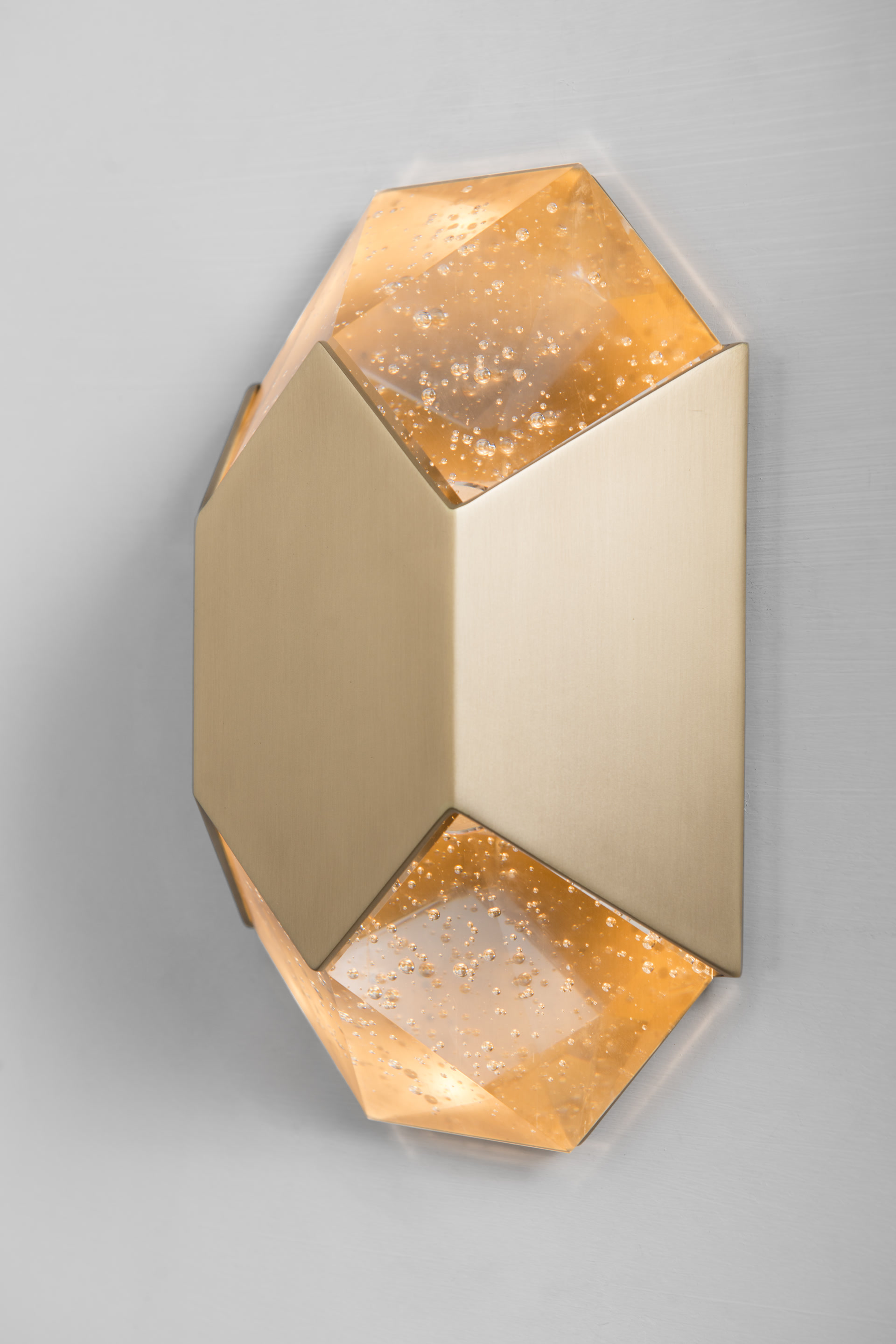 de sousa hughes jiun ho Kirigami sconce B detail