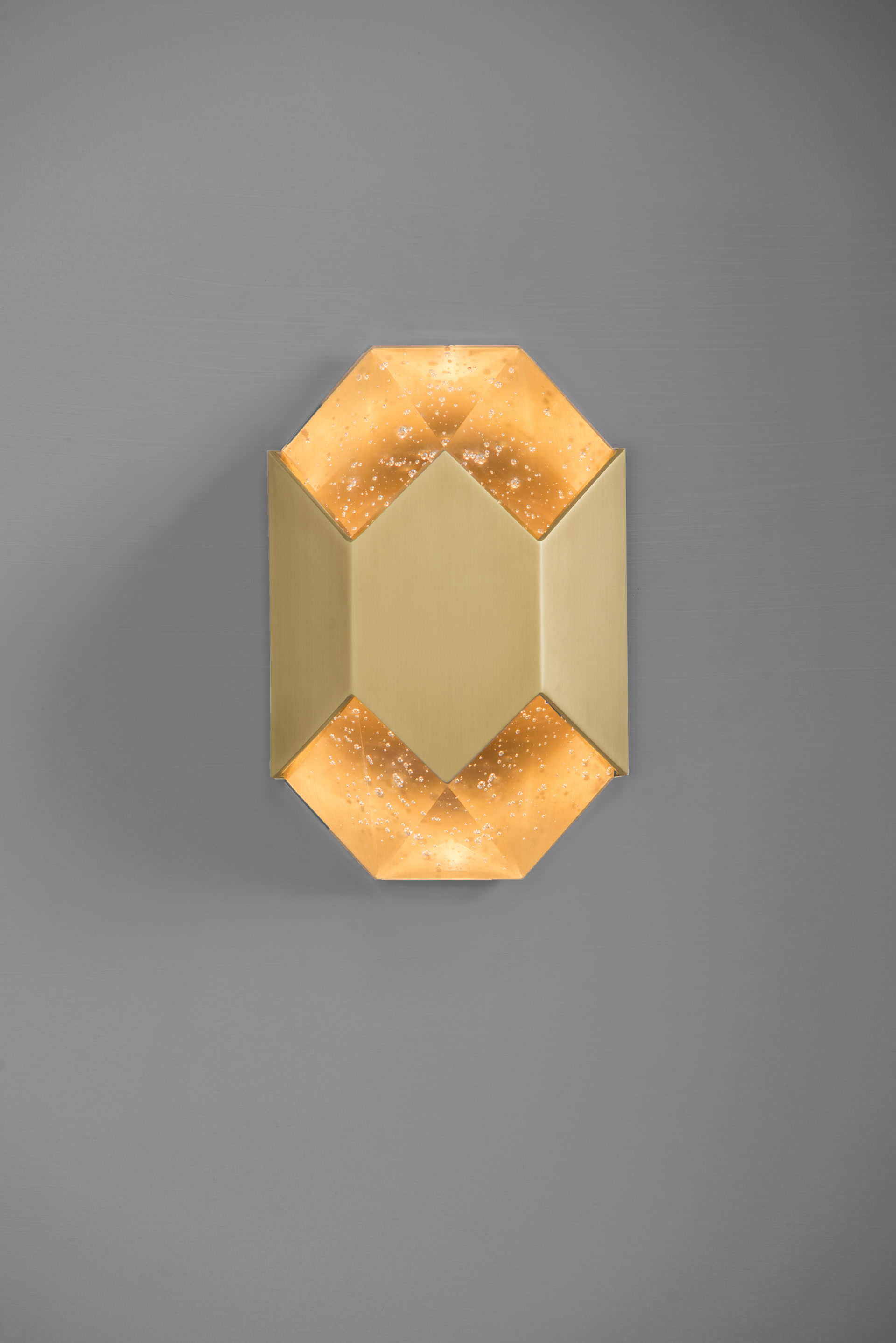 de sousa hughes jiun ho Kirigami Sconce B lit