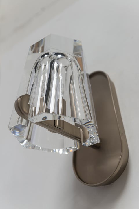 de sousa hughes jiun ho reims single arm sconce 6