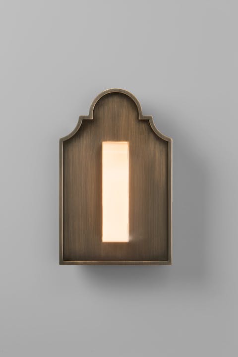 de sousa hughes jiun ho Valencia Sconce lit 2