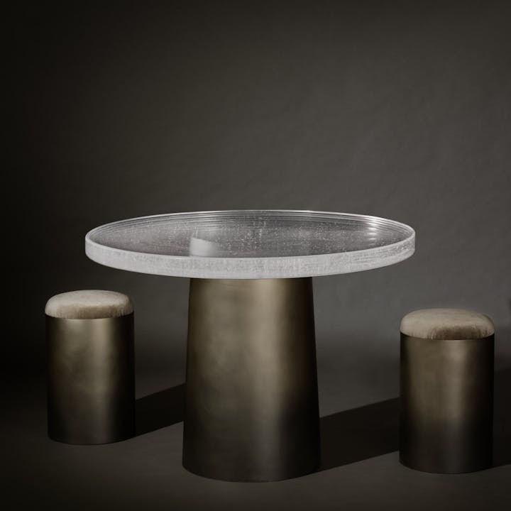 de sousa hughes john pomp monolith circular dining table