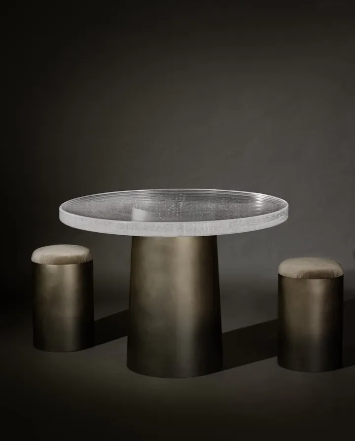 de sousa hughes john pomp monolith circular dining table
