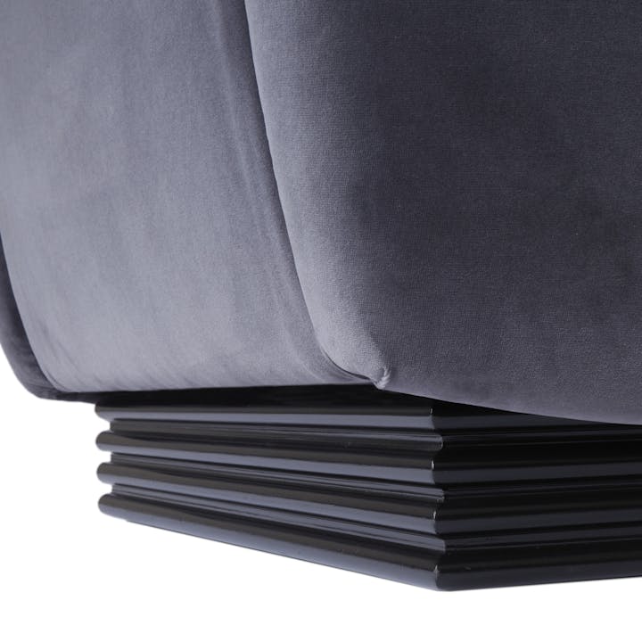 de sousa hughes kimberly denman tyshe lounge chair detail