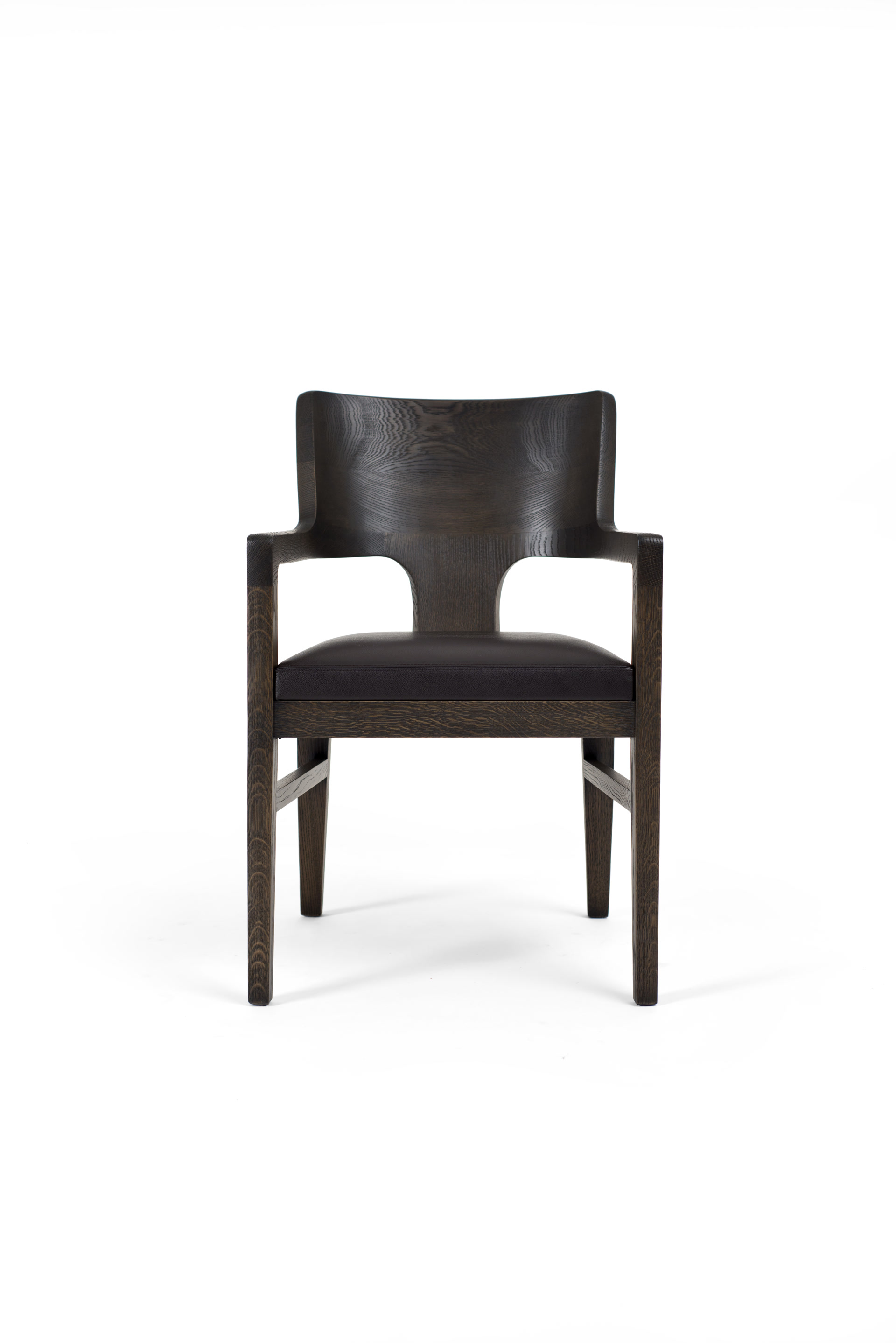 de sousa hughes liaigre Arctique armchair front