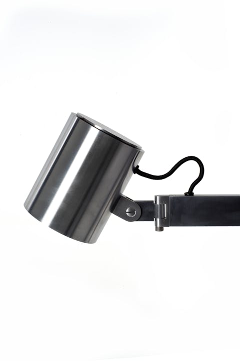 Z5xUNkB084Y de sousa hughes liaigre chantecaille floor lamp shade detail 2