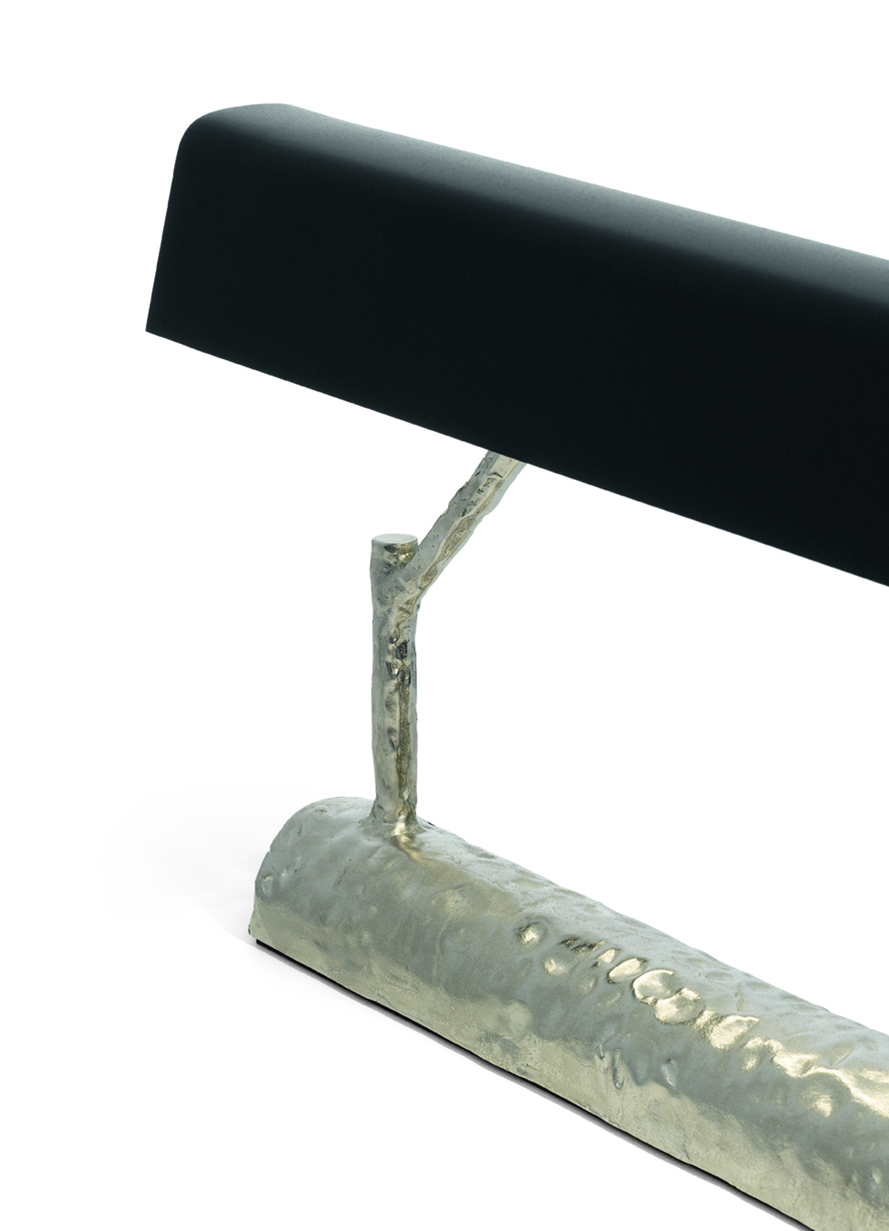 de sousa hughes liaigre BUCHE lamp detail