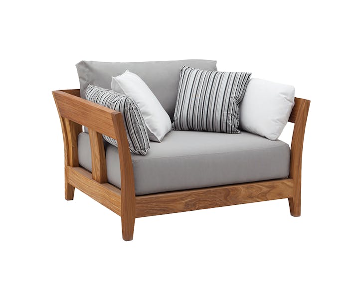 de sousa hughes liaigre Filao armchair