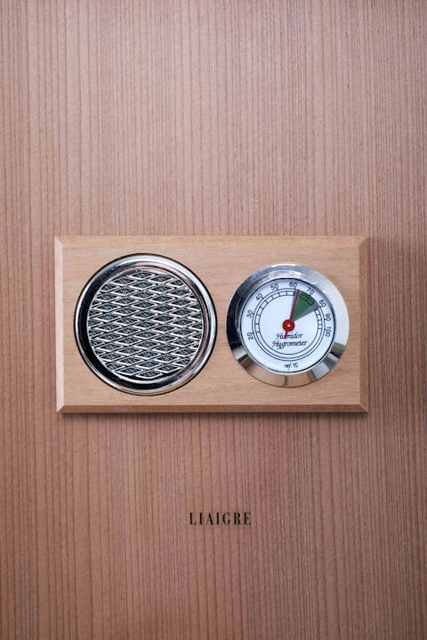 de sousa hughes liaigre cigar box detail 3