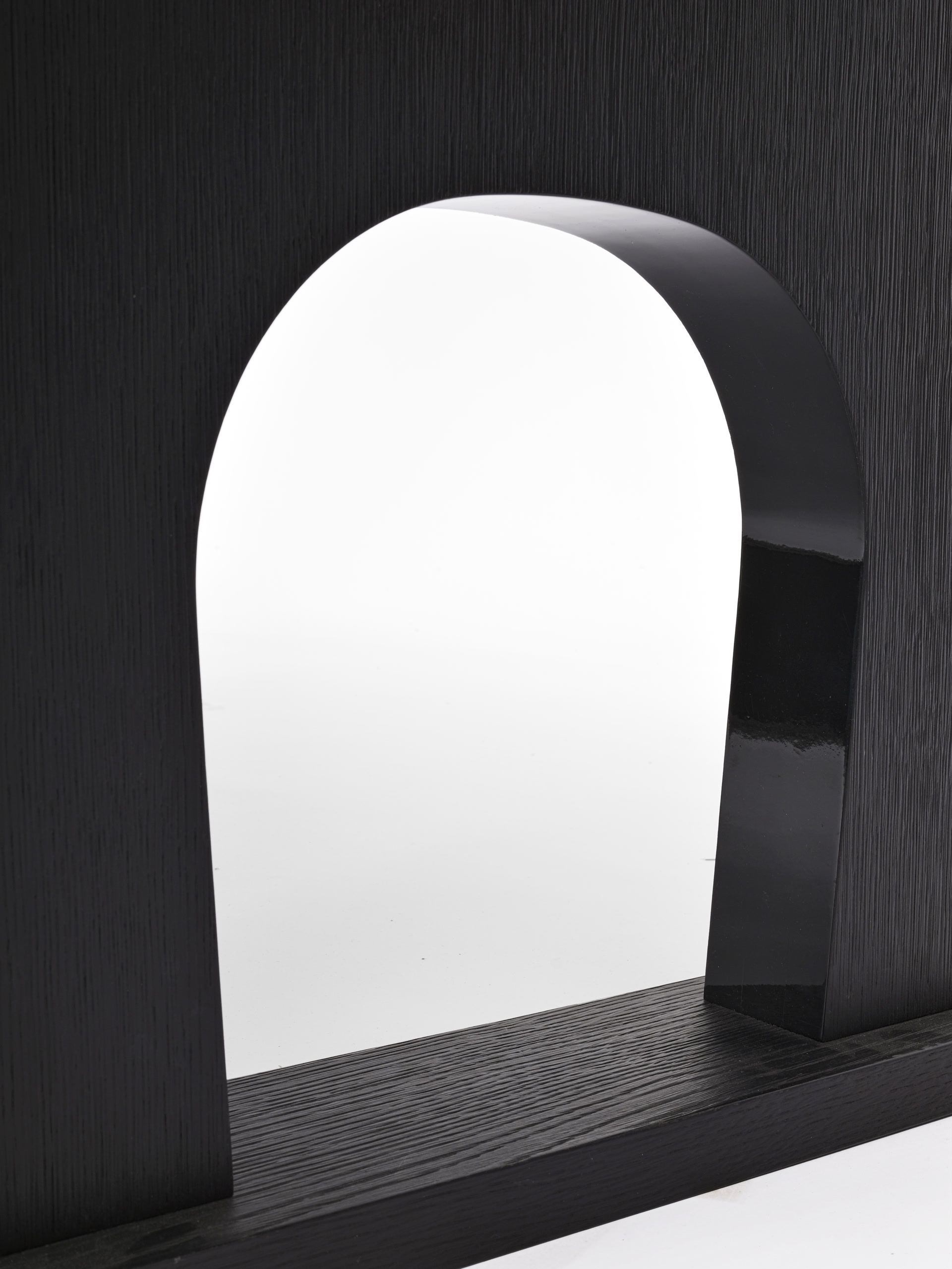 de sousa hughes liaigre Cipangu table detail 2